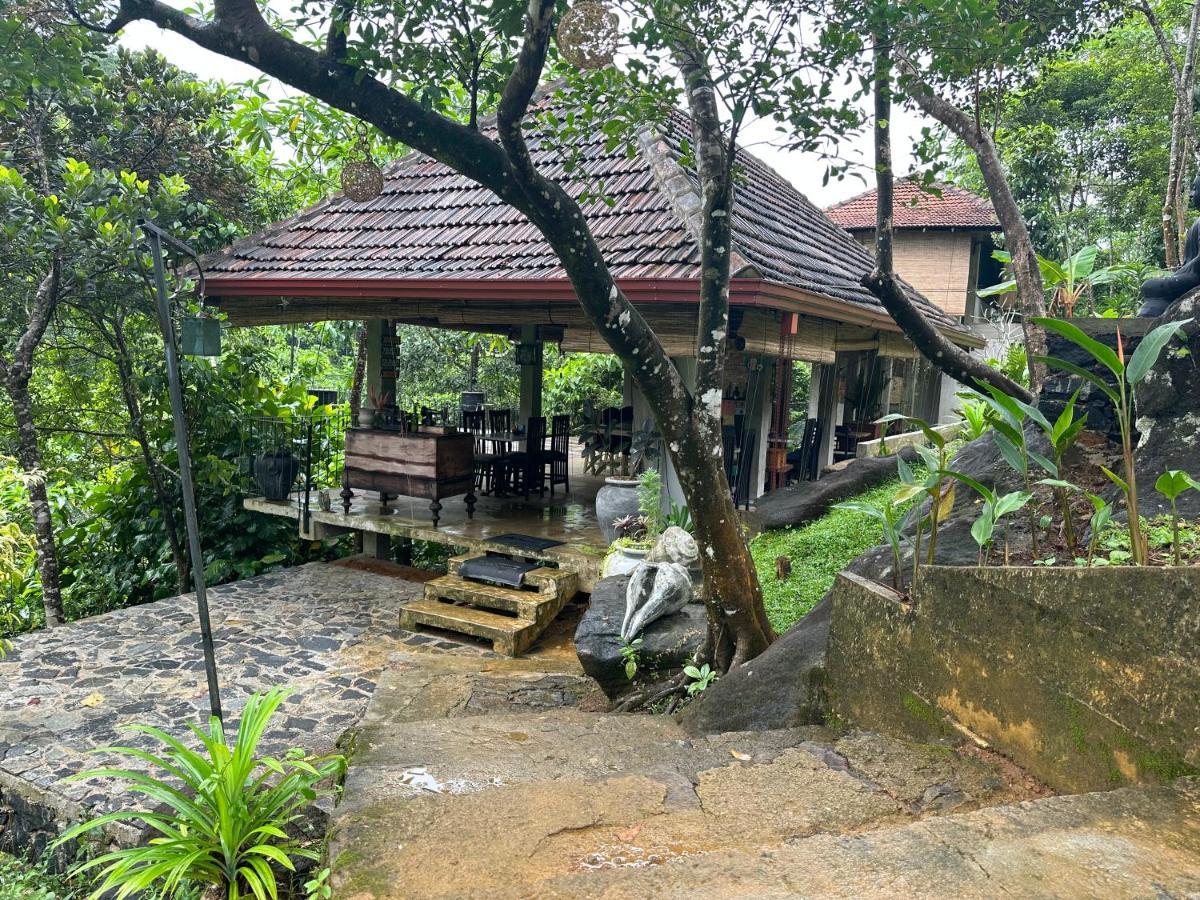 Jansen'S Bungalow Sinharaja Rainforest Retreat Kudawe Zewnętrze zdjęcie