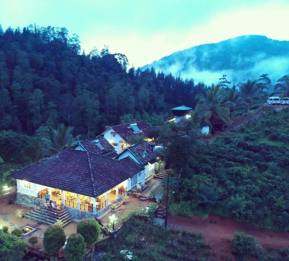Jansen'S Bungalow Sinharaja Rainforest Retreat Kudawe Zewnętrze zdjęcie